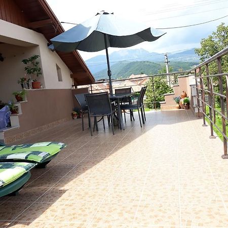 Casa Delia Hotel Călimăneşti Kültér fotó